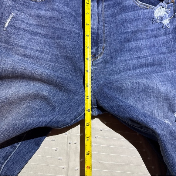 Judy Blue Distressed Straight Jeans Size 15/32 Raw Hem Stretch Denim - Picture 6 of 7